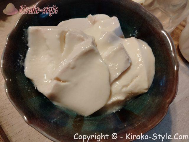 山善発酵美人ヨーグルトメーカーで豆乳ヨーグルトが出来上がった様子