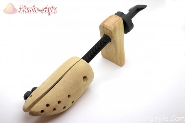 木製　シューズキーパー