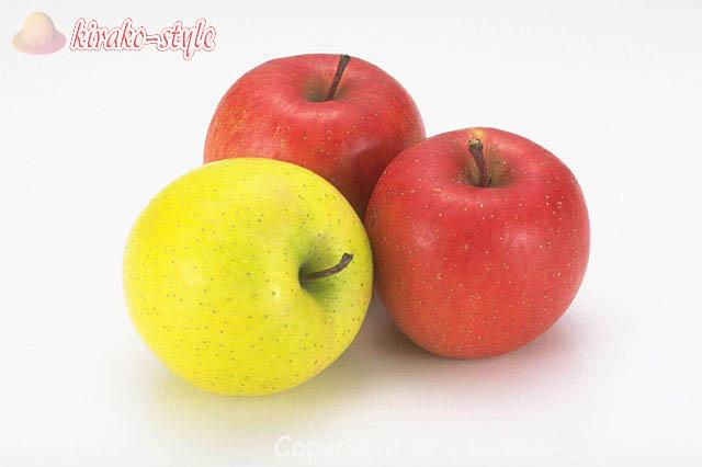 りんご三個 リンゴ