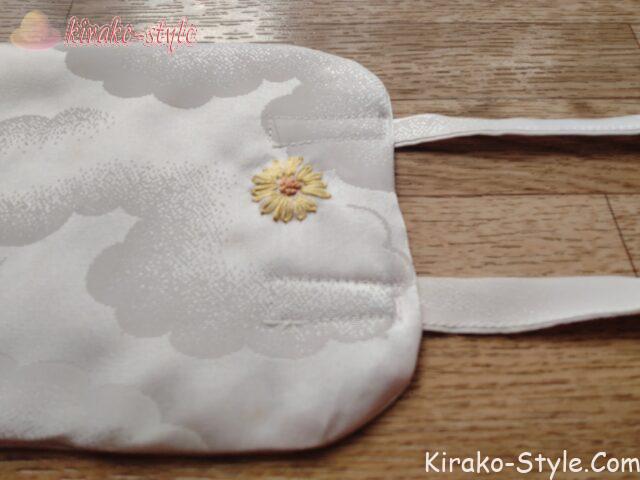 シルク　足首ウォーマー　　着物リメイク　ハギレ　菊の刺繍　紐2組