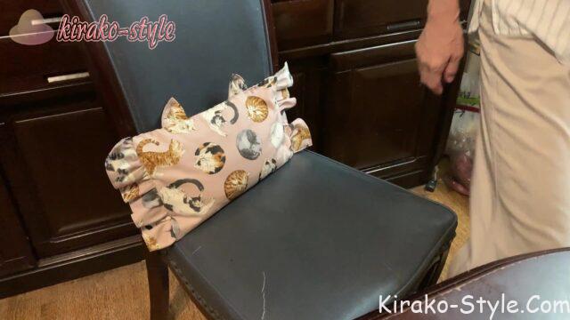 腰当て　ネコ　猫　柄　クッション