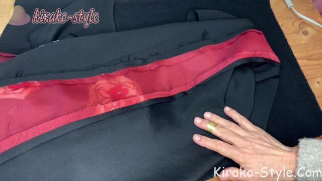 喪服の黒 茜色の羽織の紬 着物リメイク スヌード 3重巻き