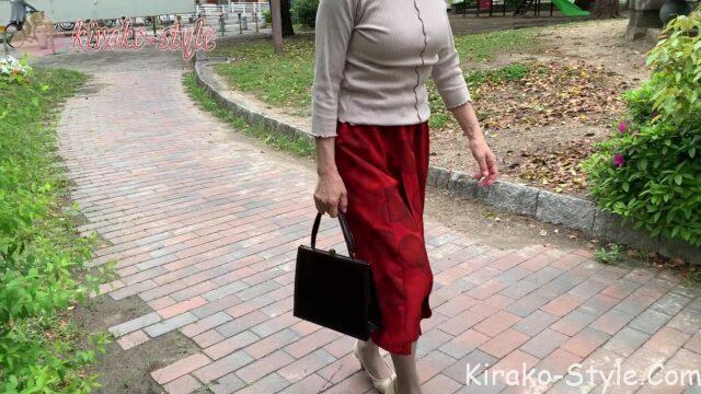 着物リメイク　羽織から　小紋柄　巻きスカート風　ラップスカート　タック　着物幅　まっすぐ縫うだけ